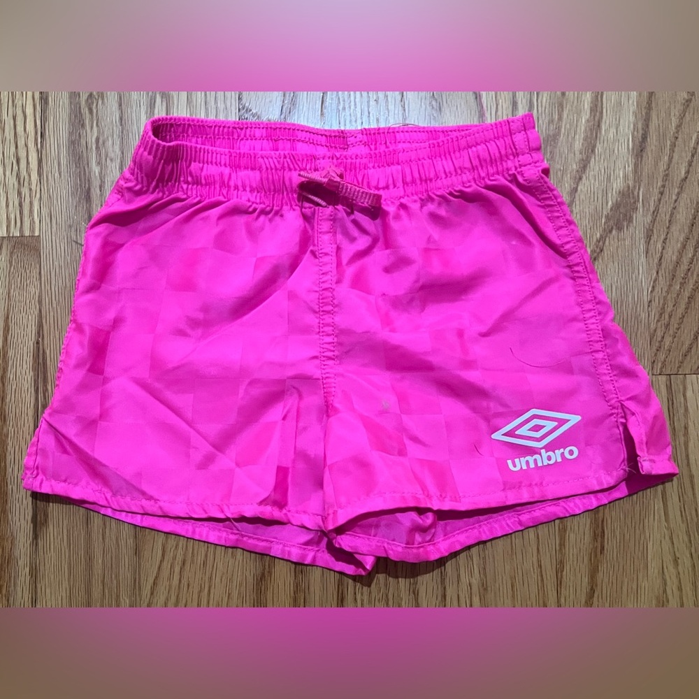 Umbro Girls Fuchsia Sports Shorts